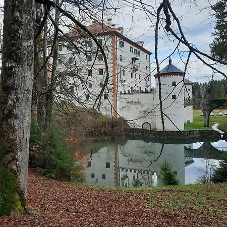 Apartma
